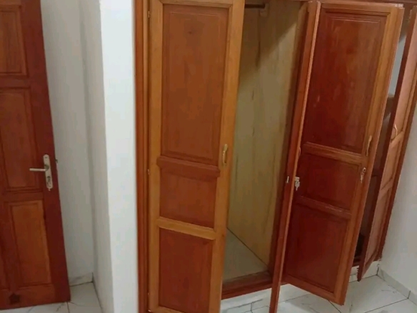 Vaste appartement haut standing 3 chambres à louer à Mimboman – Yaoundé