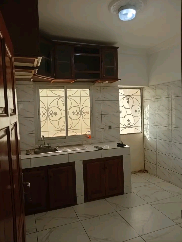 Vaste appartement haut standing 3 chambres à louer à Mimboman – Yaoundé