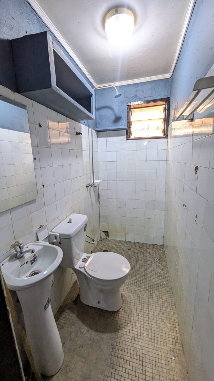 Villa 4 chambres à louer à Terminus Mimboman – Usage habitation ou bureau