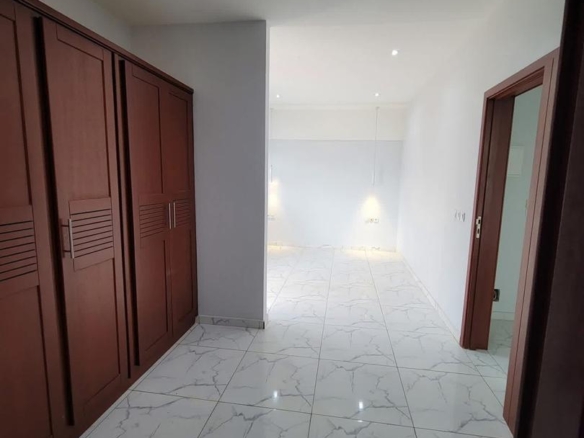 Duplex neuf haut standing à vendre à Olembé – Yaoundé (220 m²)