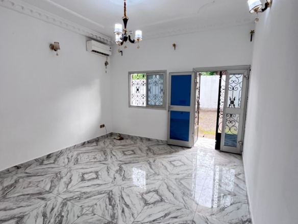 Studio moderne à louer à Messassi – Yaoundé