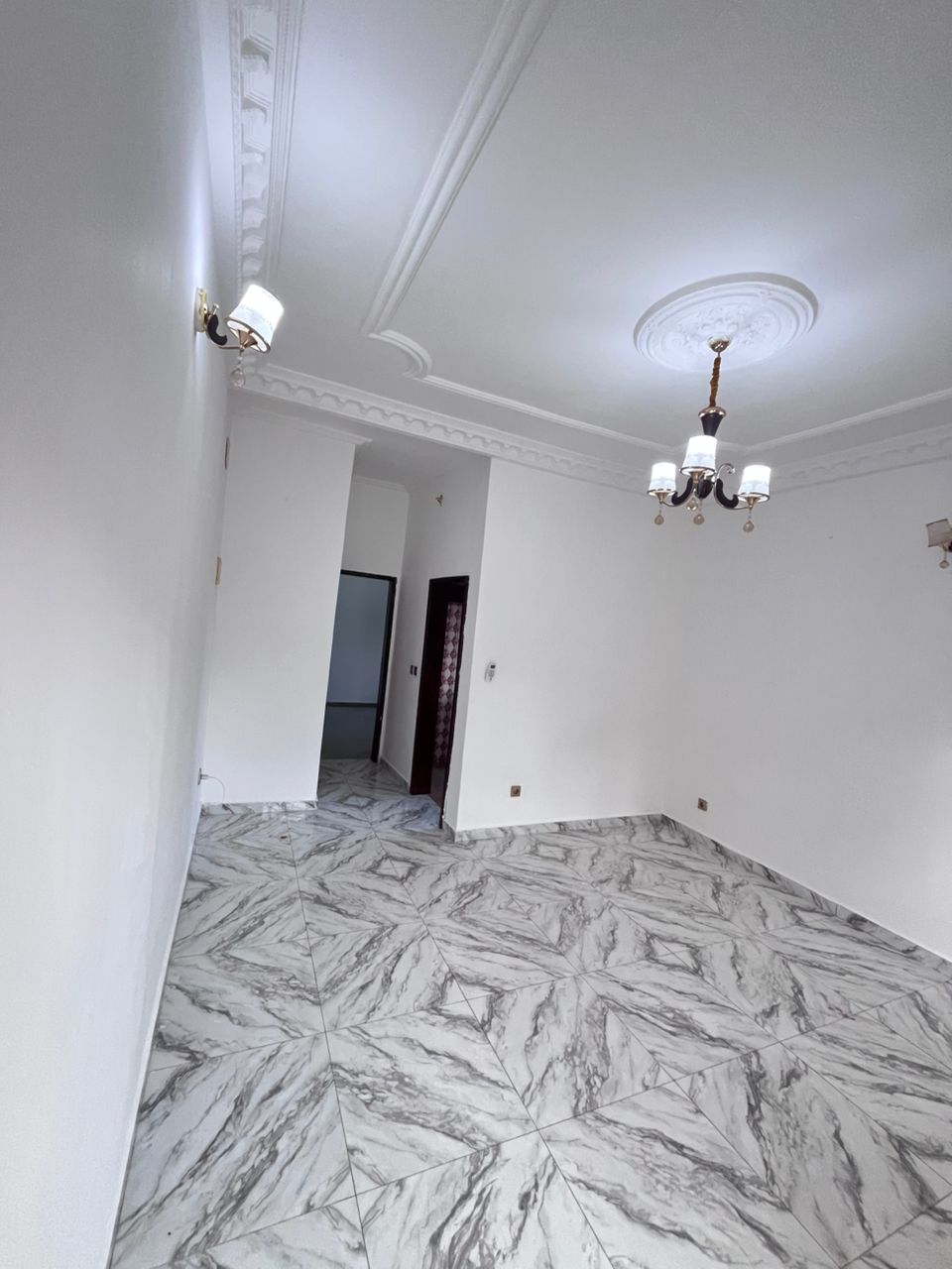 Studio moderne à louer à Messassi – Yaoundé