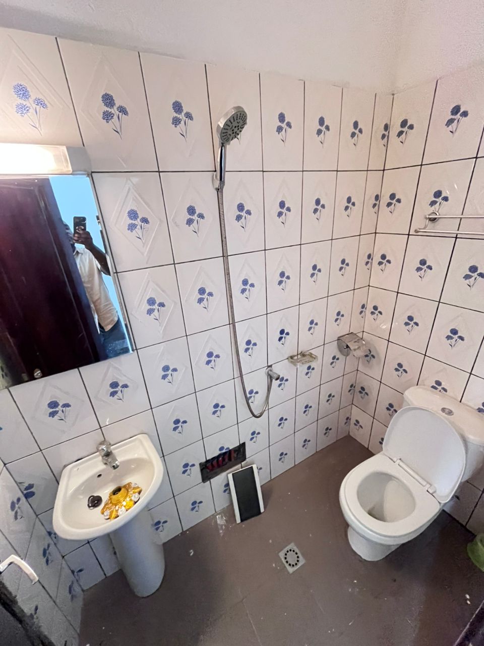 Studio moderne à louer à Messassi – Yaoundé
