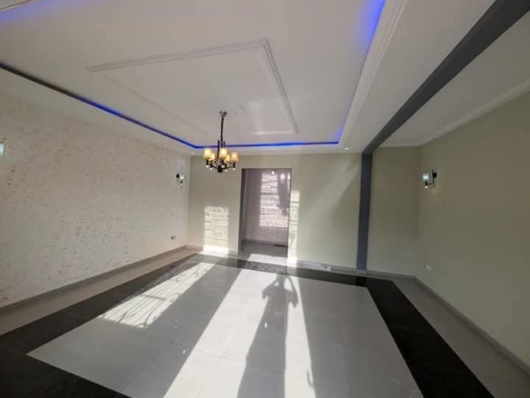 Appartement moderne 3 chambres à louer à Odza Borne 10 – Yaoundé