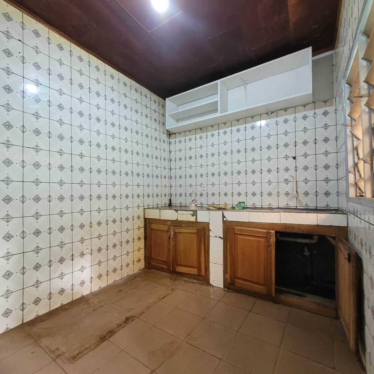 Appartement Moderne de Standing au 1er Étage – Yaoundé, Biyem-Assi