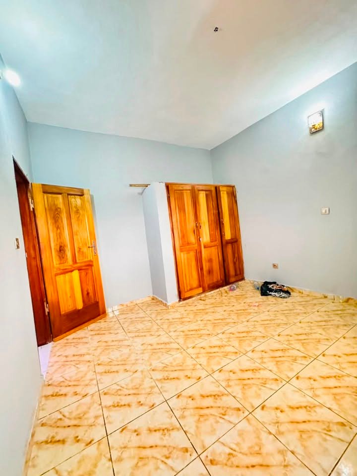 fa7 Studios Modernes de Standing – Yaoundé, Damas