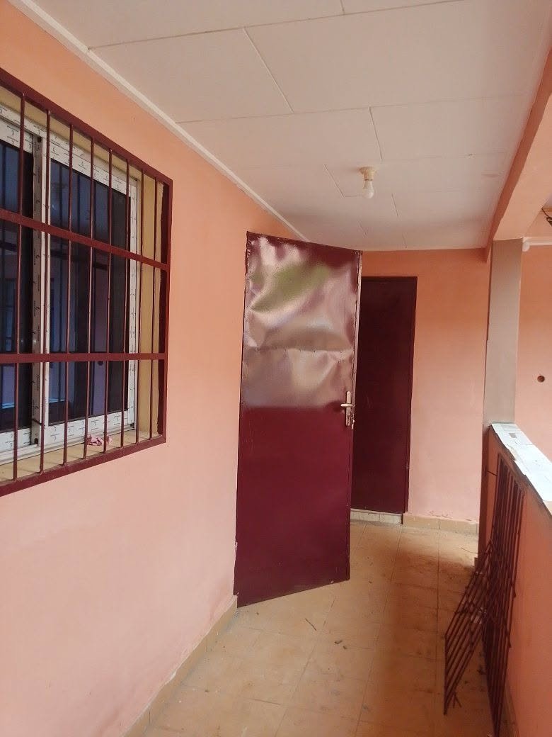 Grand Appartement Moderne et Neuf – Yaoundé, Ekié Complexe BEAC