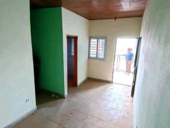Grand Appartement Moderne (3 Pièces) – Yaoundé, Mimboman Opep