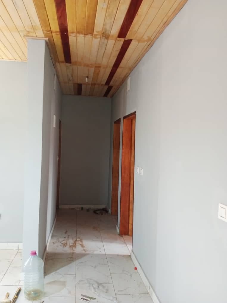 palmer2 Appartement Moderne Neuf – Yaoundé, Awae Escalier