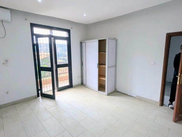 Studio haut standing à louer à Ngousso Confort – Yaoundé