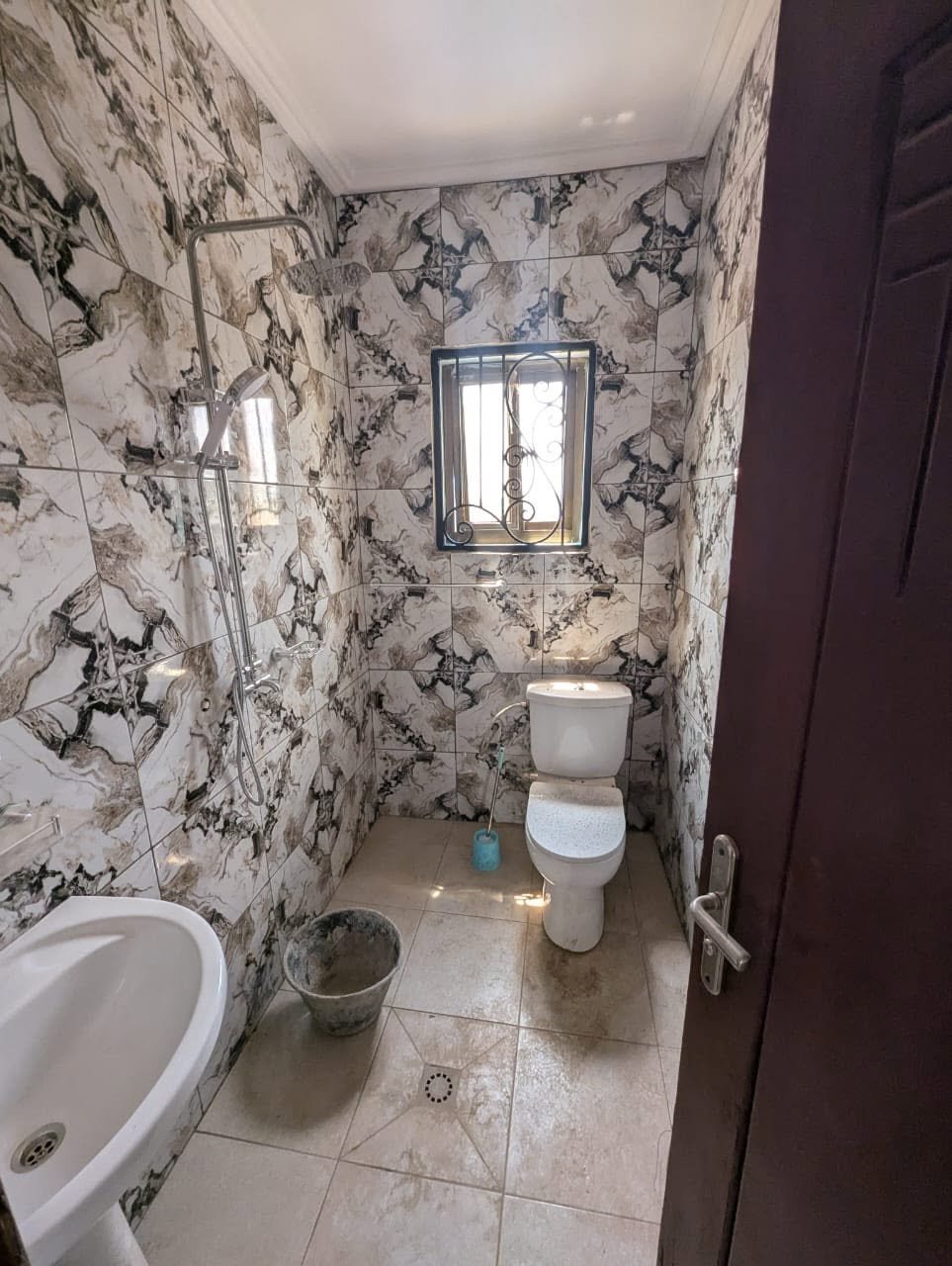 Appartement Neuf de Standing – Yaoundé, Odza Petit Marché