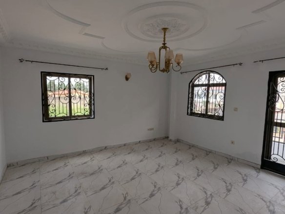 Appartement Neuf de Standing – Yaoundé, Odza Petit Marché