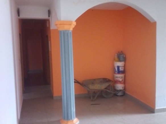 Très grand appartement 3 chambres à louer à Simbock Mbalngon – Yaoundé
